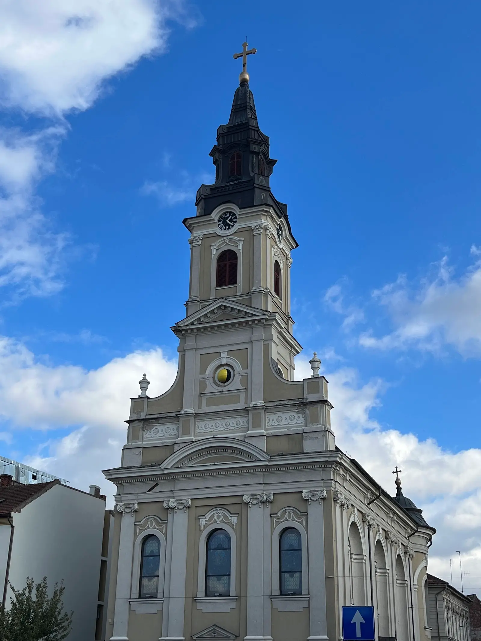 Biserica cu Lună
