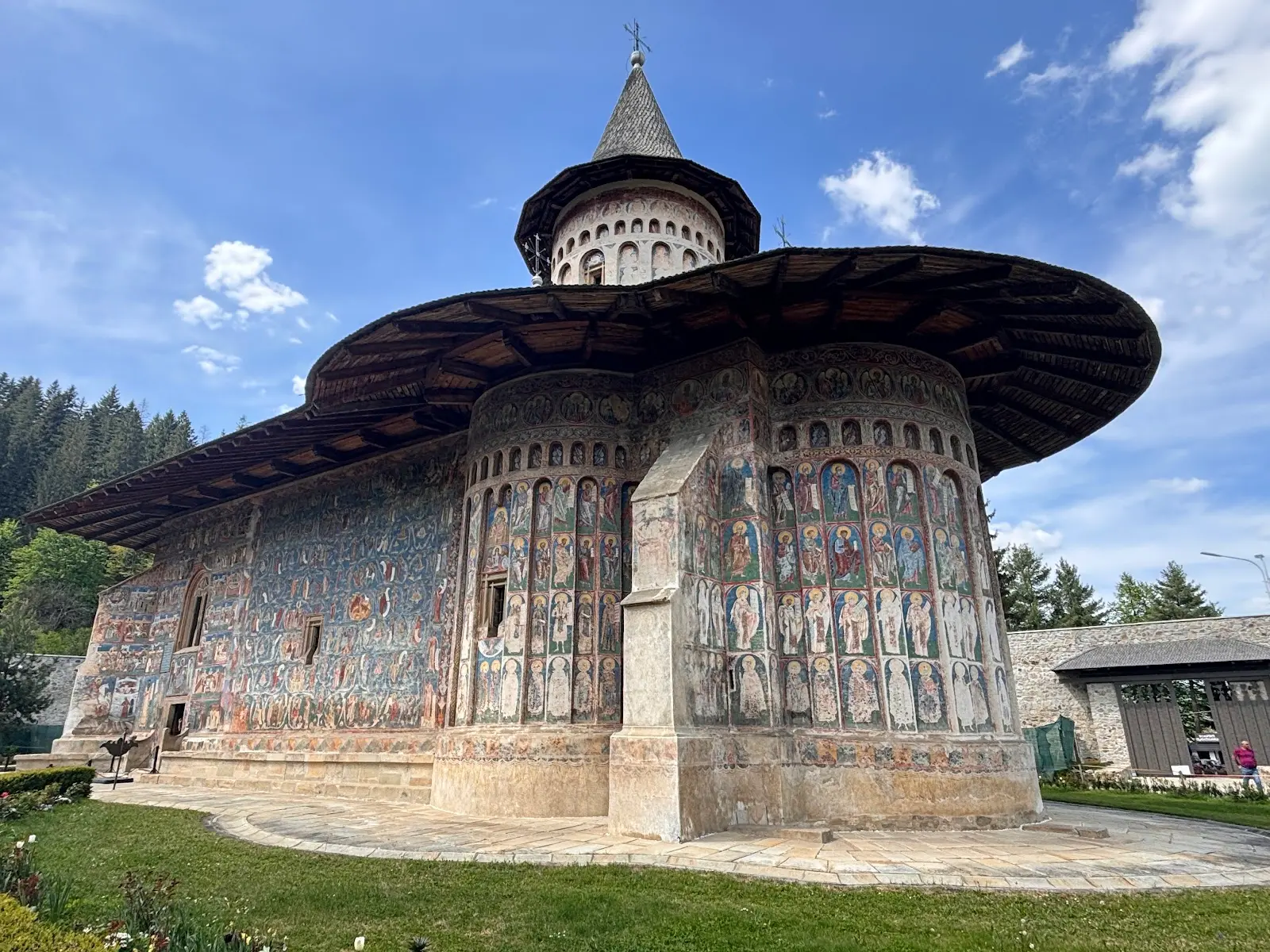 Biserica de lemn Voroneț 2