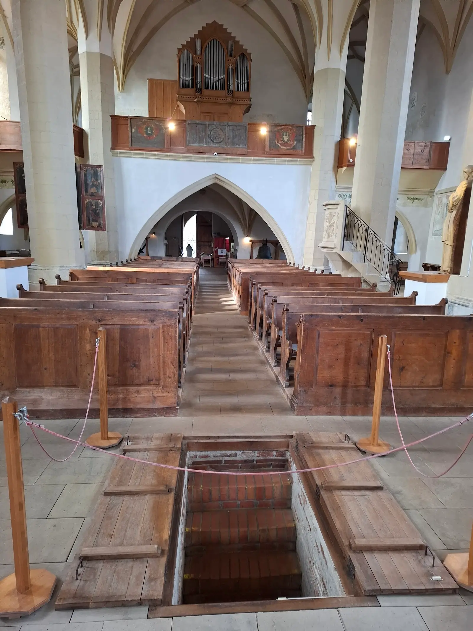 Biserica din Deal 3