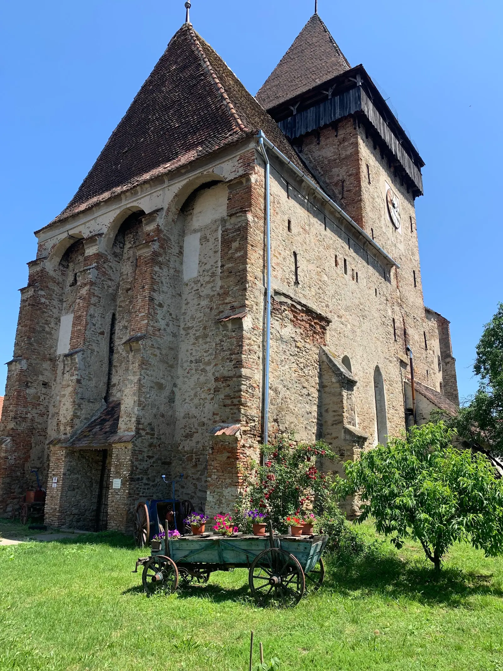 Biserica Fortificată Axente Sever 2