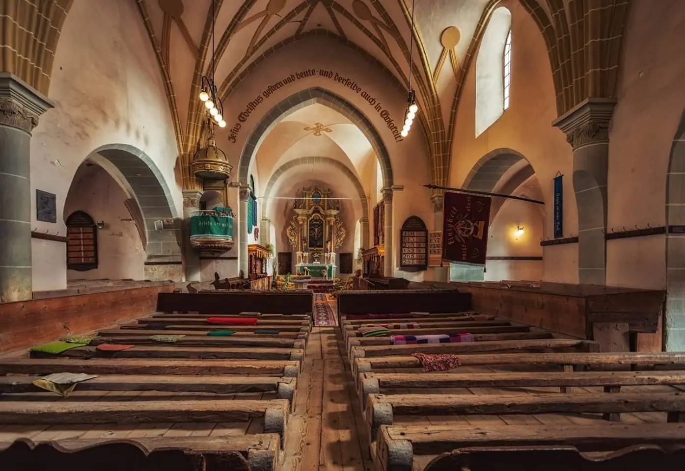 Biserica Fortificată Hărman 2