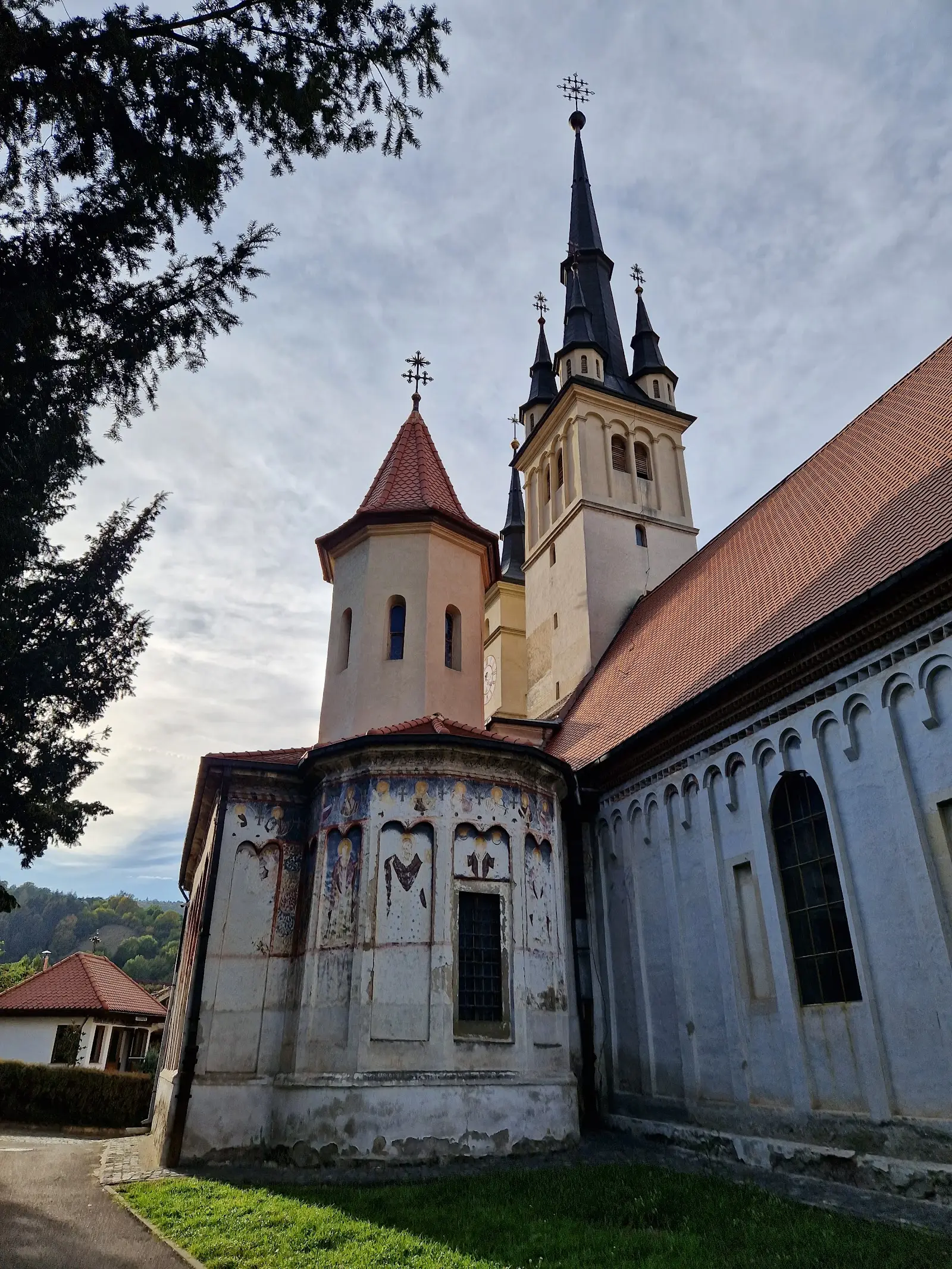 Biserica Sfântul Nicolae din Șcheii Brașovului 3