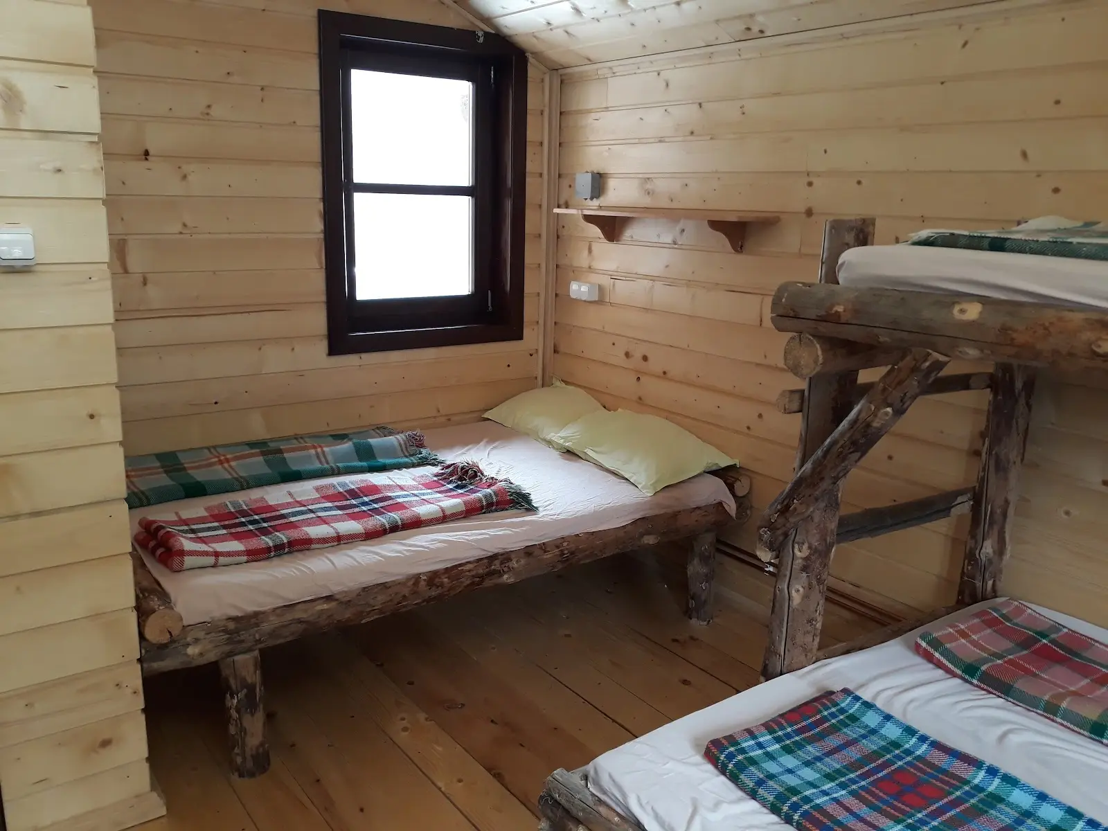 Cabana Curmătura 2