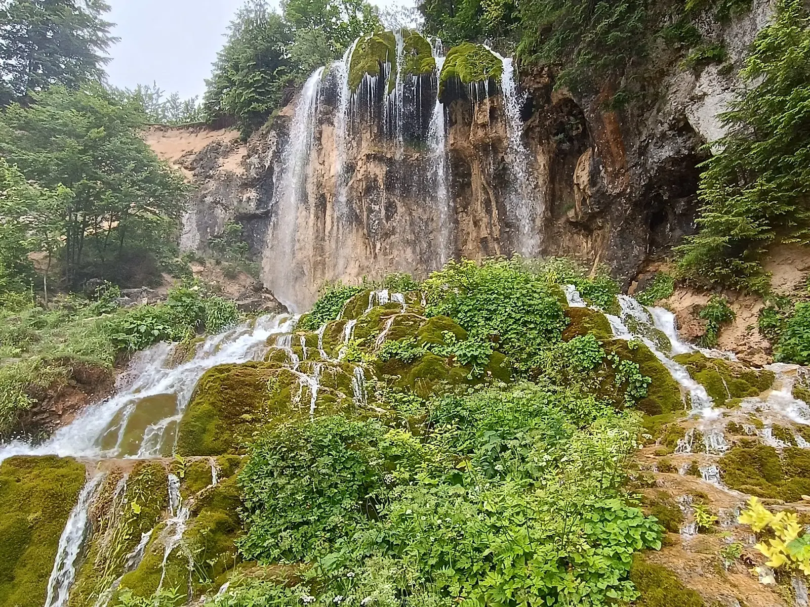 Cascada Pișoaia