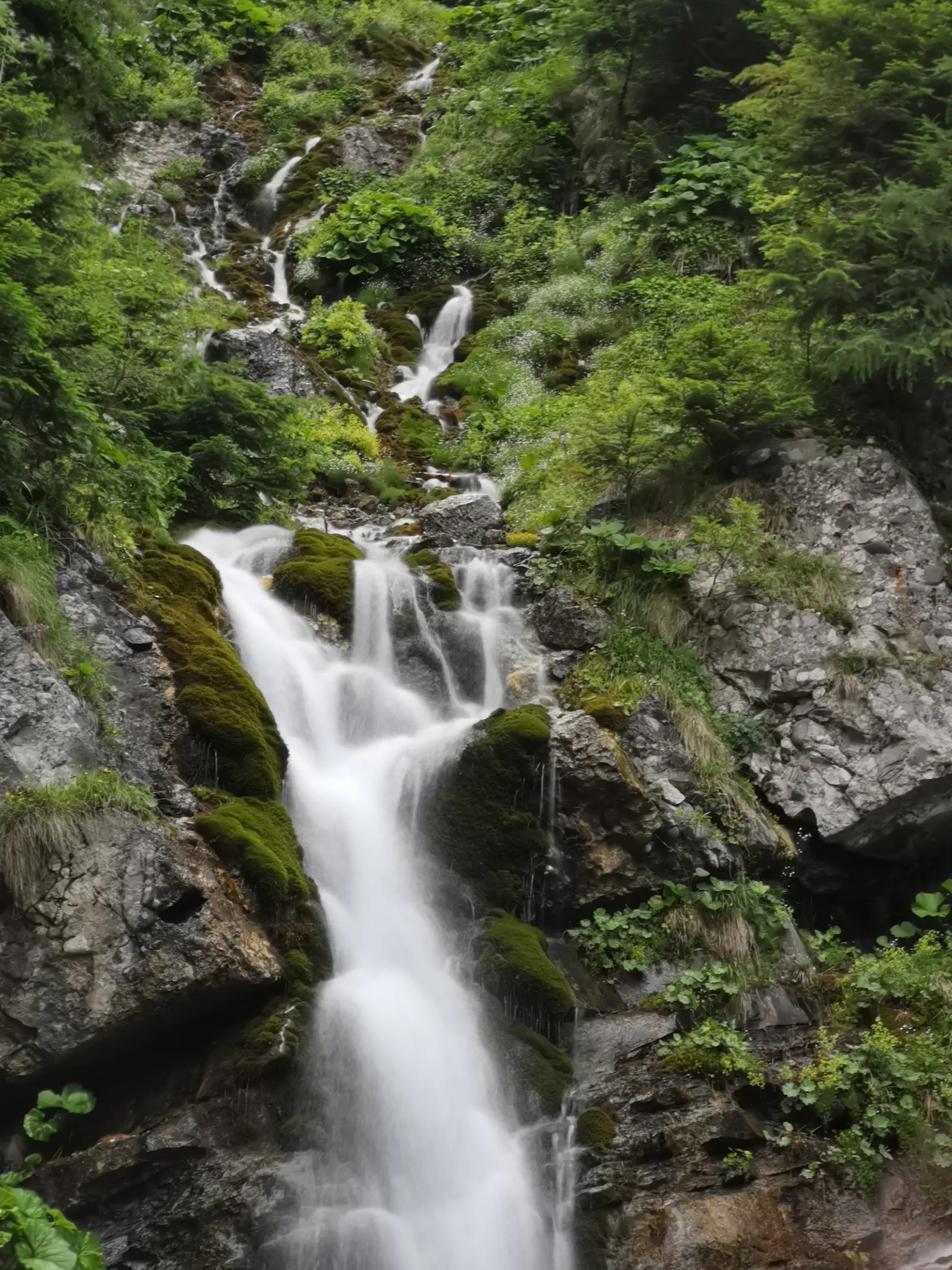 Cascada Tamina