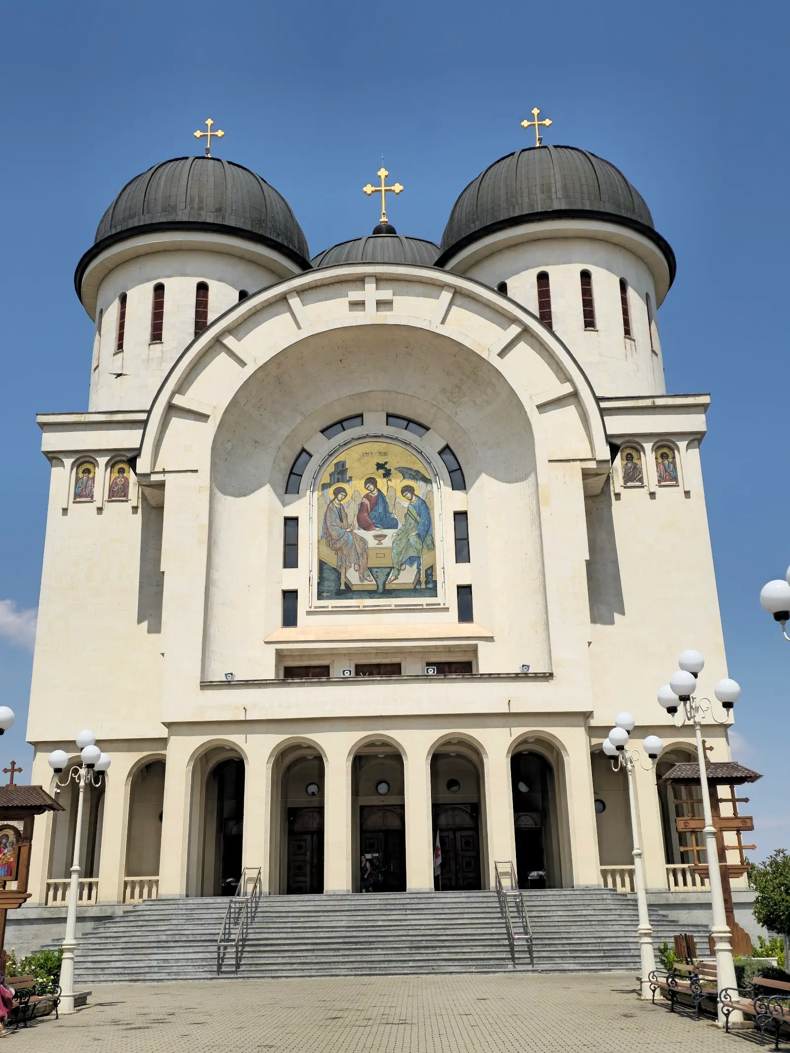 Catedrala Ortodoxă Sfânta Treime Arad