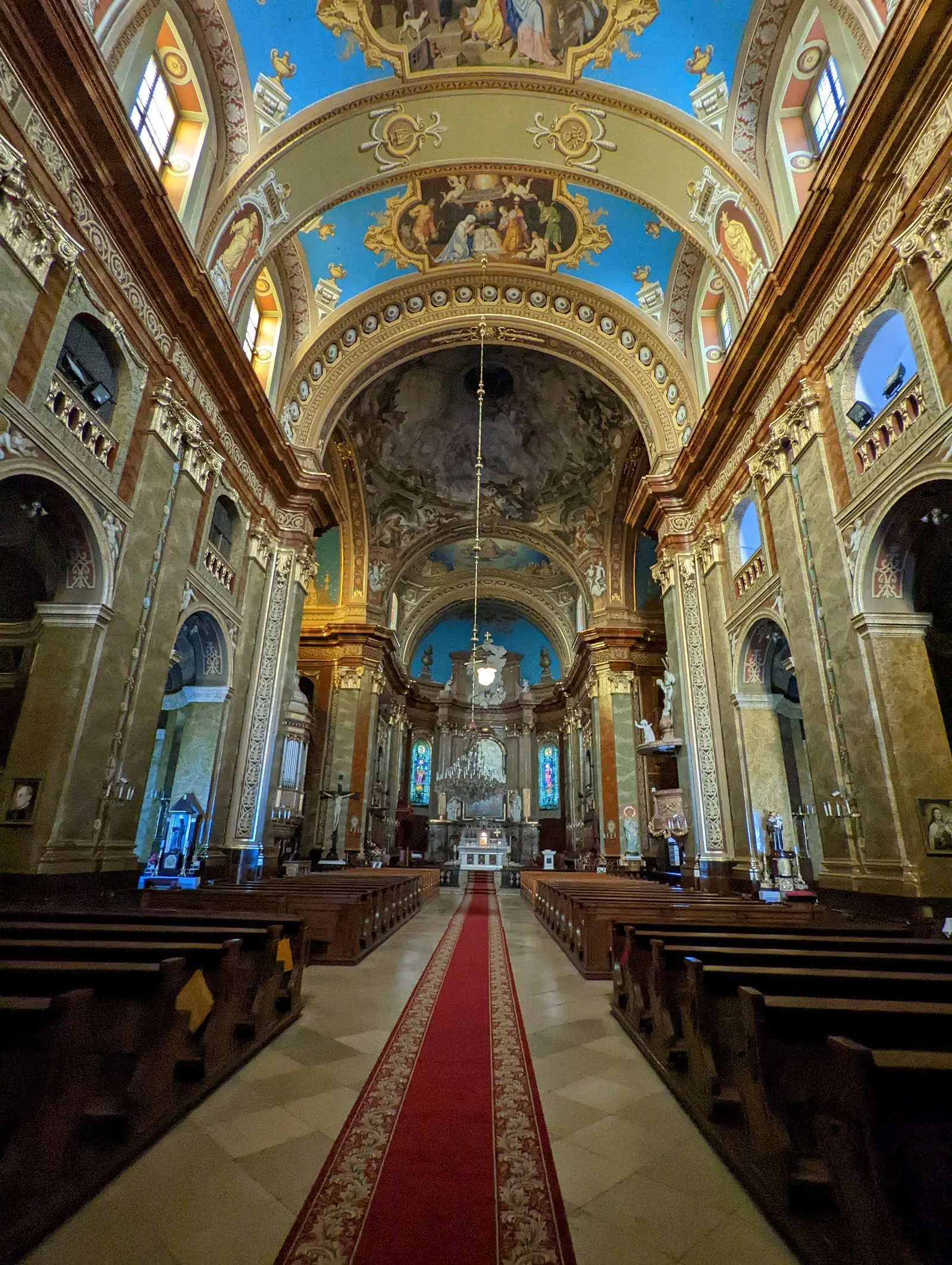 Catedrala Romano-Catolică Oradea 2