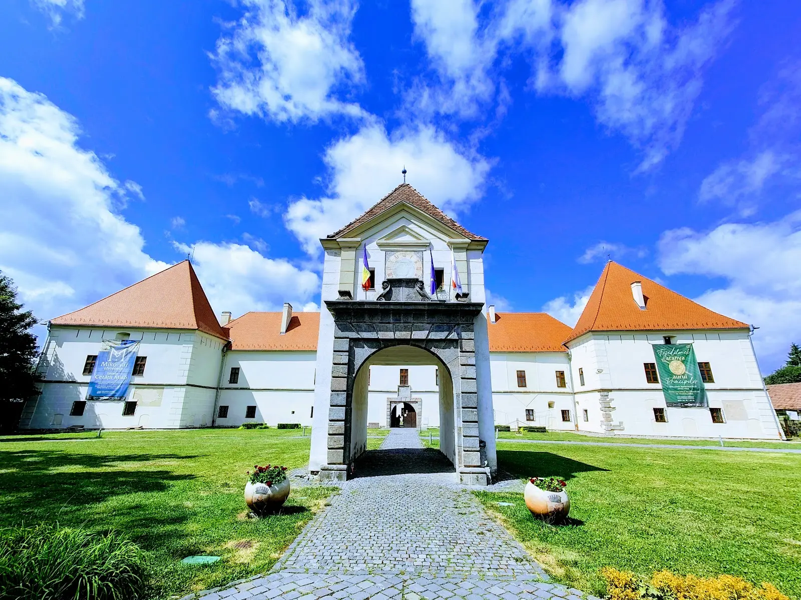 Cetatea Mikó