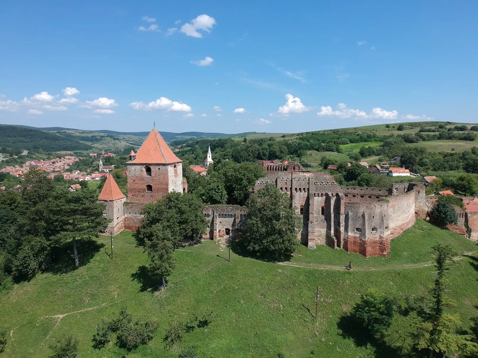 Cetatea Țărănească Slimnic 2