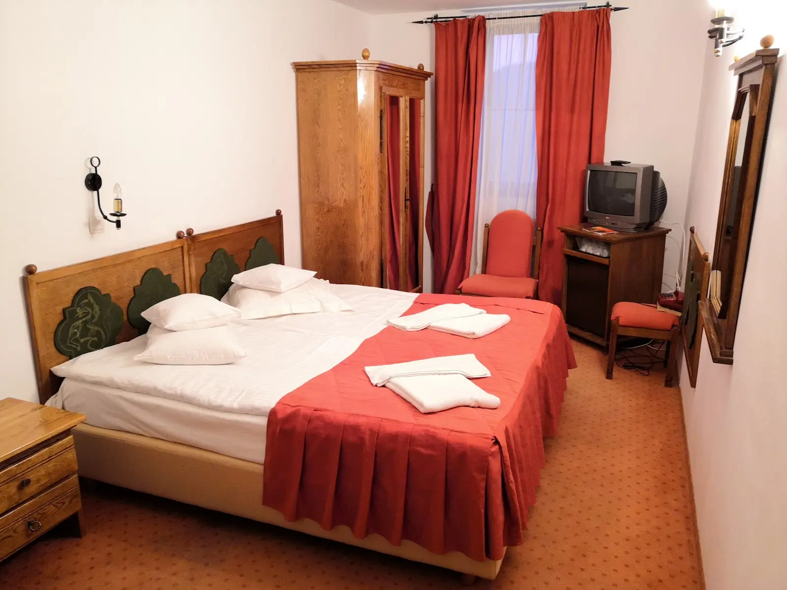 Complexul Hotel Castel Dracula Tihuța 2