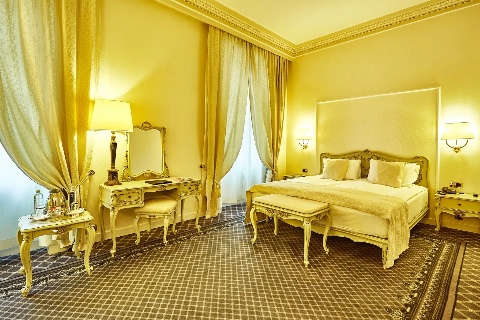 Grand Hotel Continental Bucharest 2