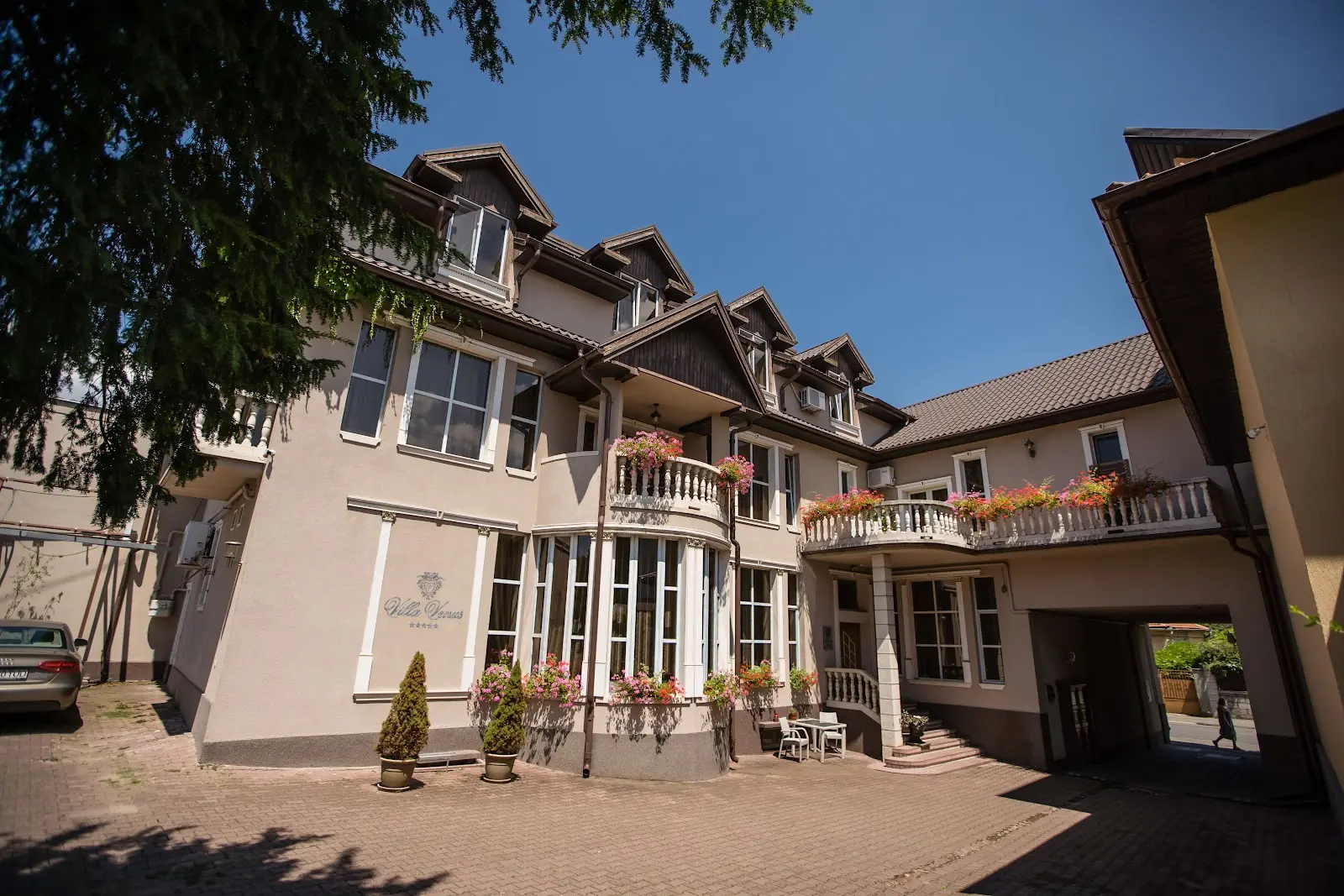 Hotel Venus Deva