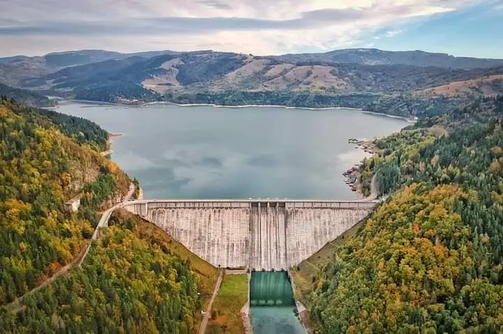 Lacul Izvorul Muntelui (Bicaz) 2