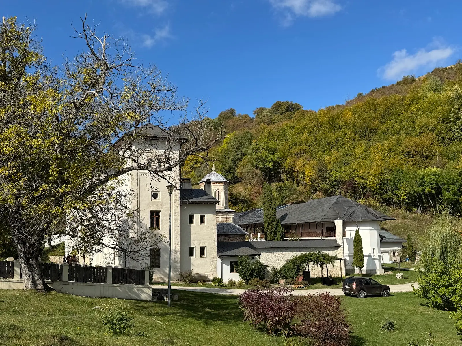 Mănăstirea Arnota