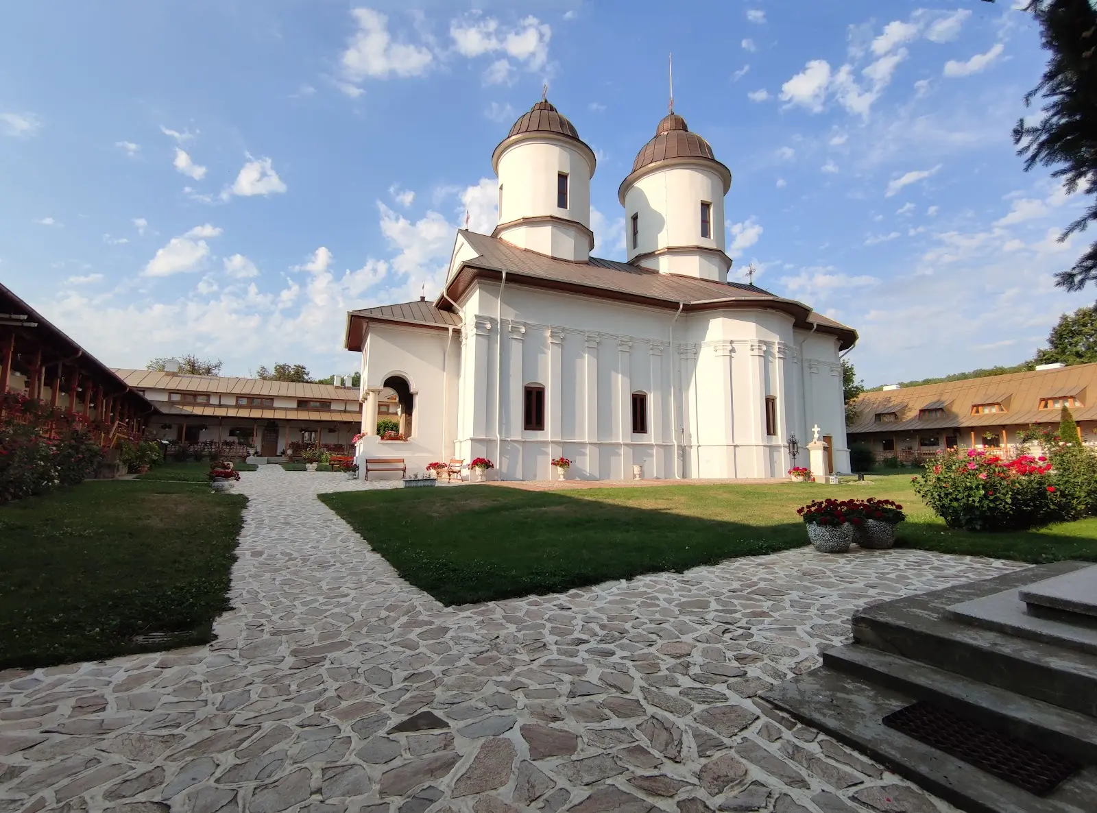 Mănăstirea Viforâta