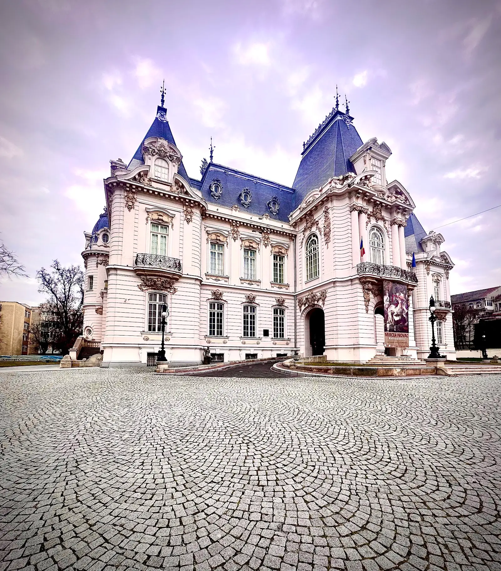 Muzeul de Artă Craiova (Palatul Jean Mihail)