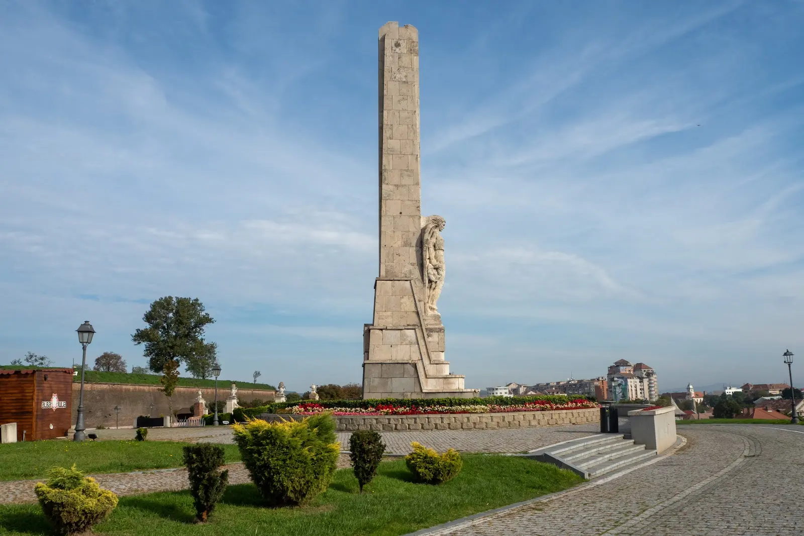 Obeliscul Horea, Cloșca și Crișan