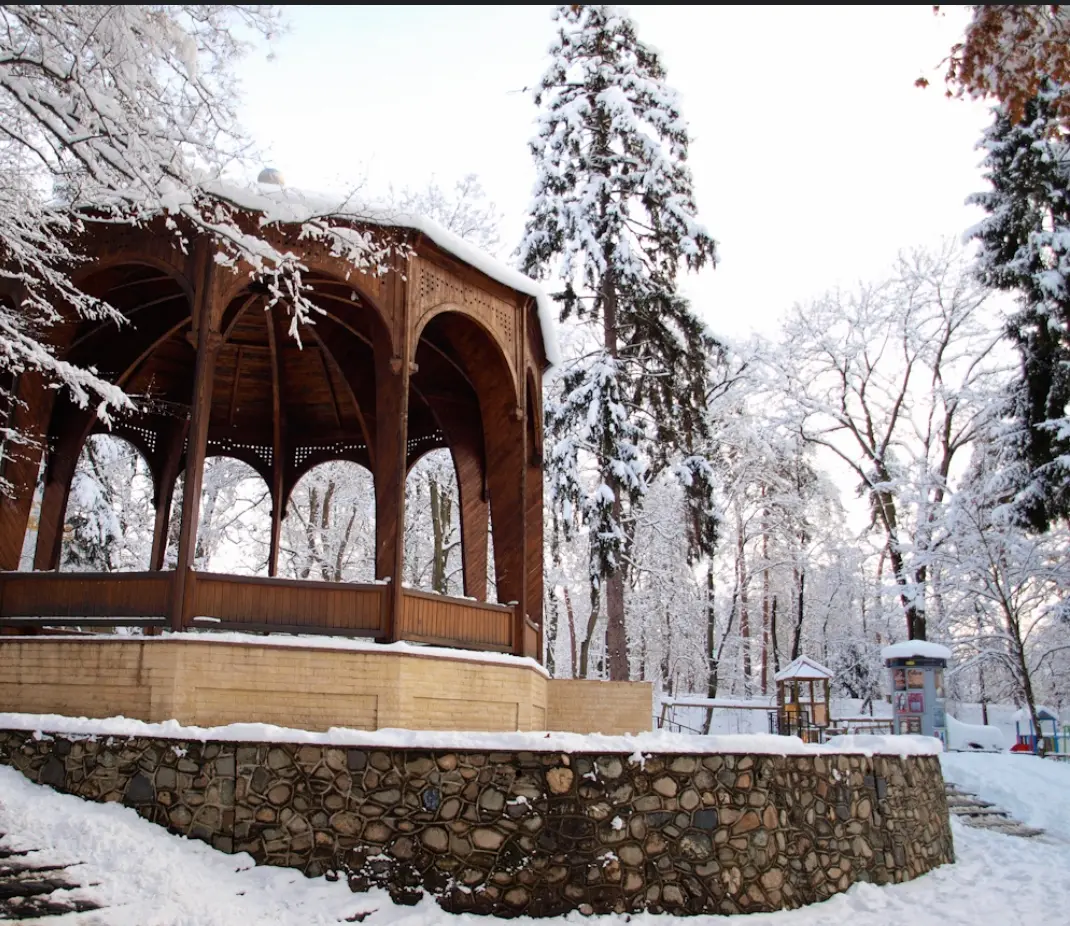Parcul Sub Arini 2