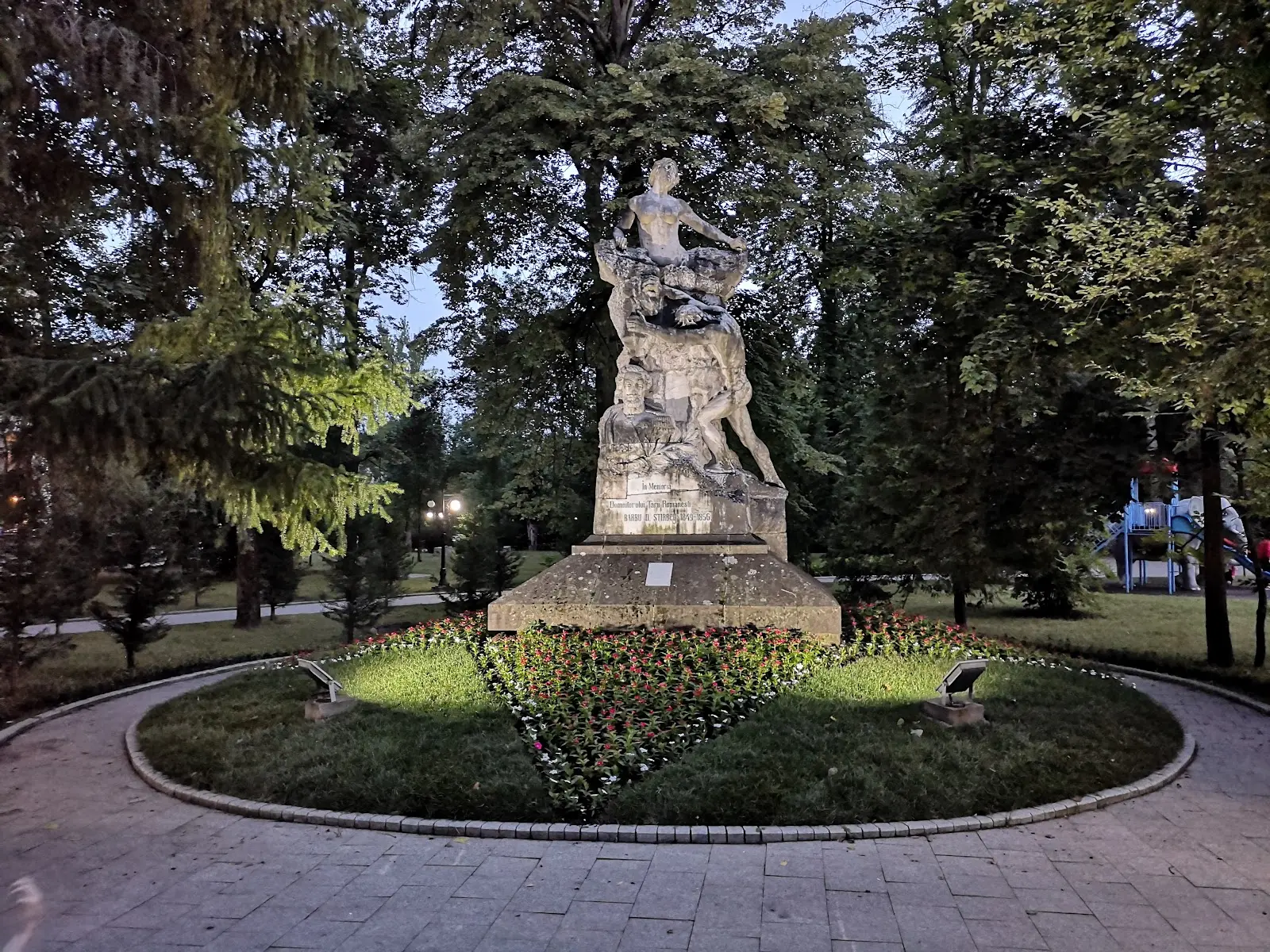 Parcul Zăvoi Râmnicu Vâlcea