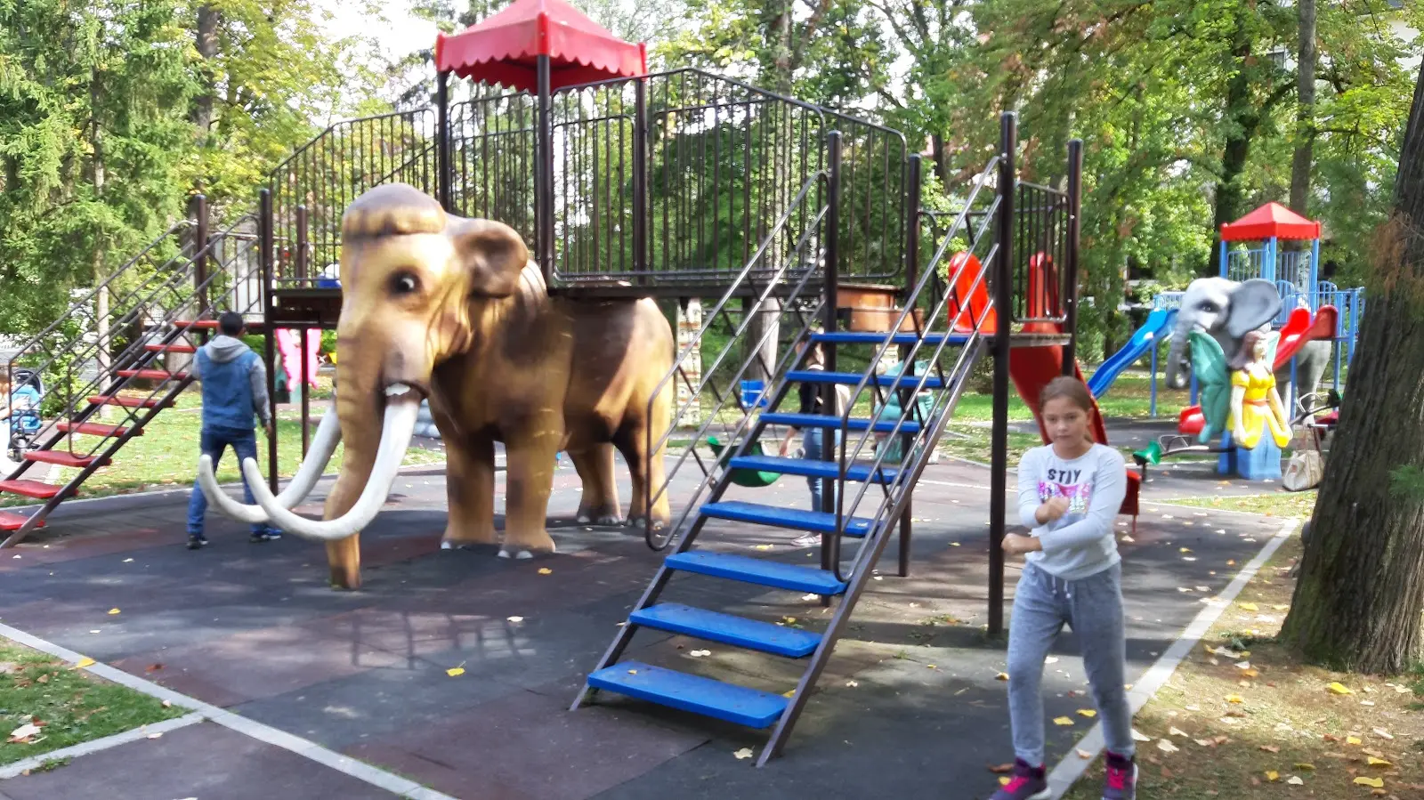 Parcul Zăvoi Râmnicu Vâlcea 3