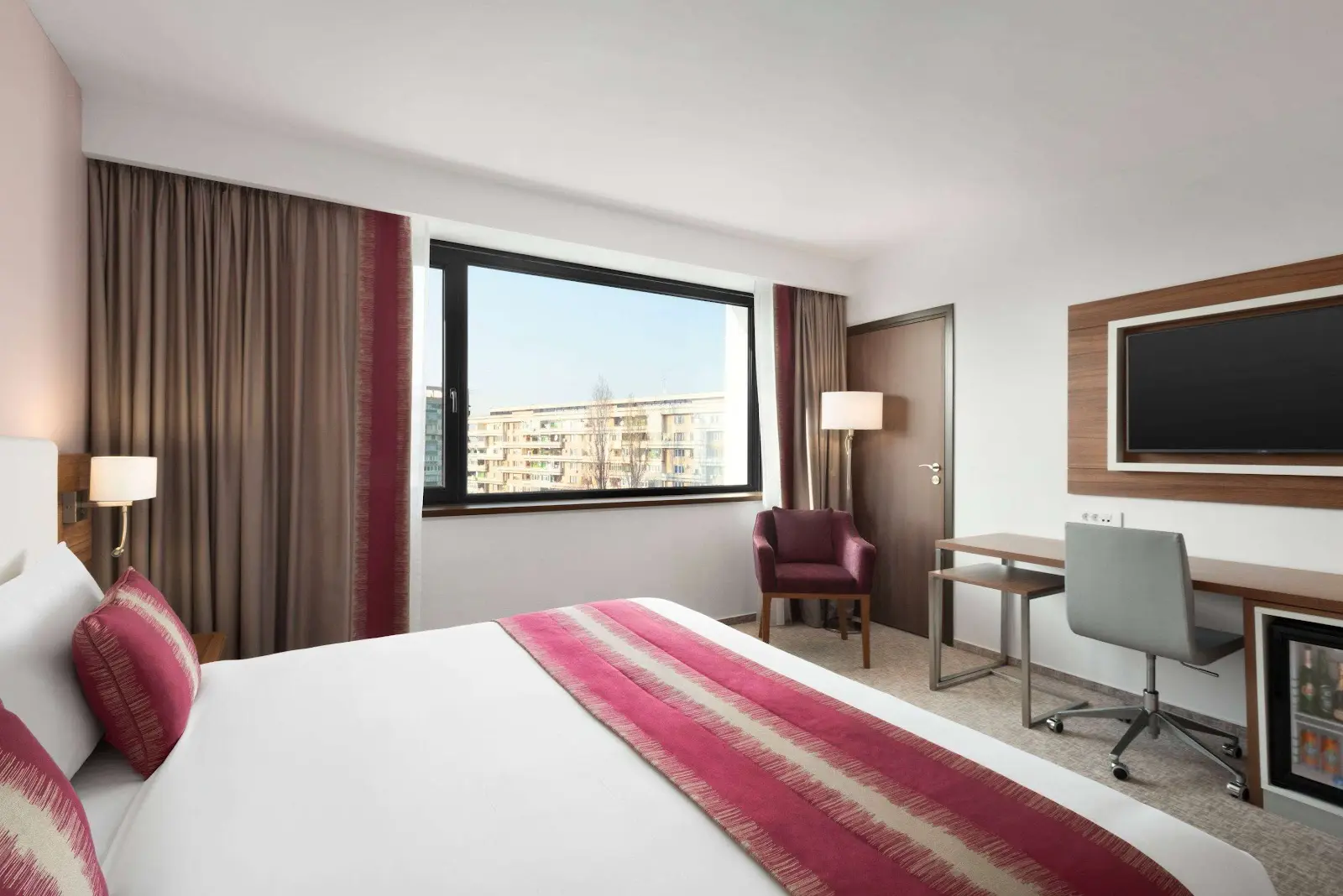 Ramada Plaza Craiova 2
