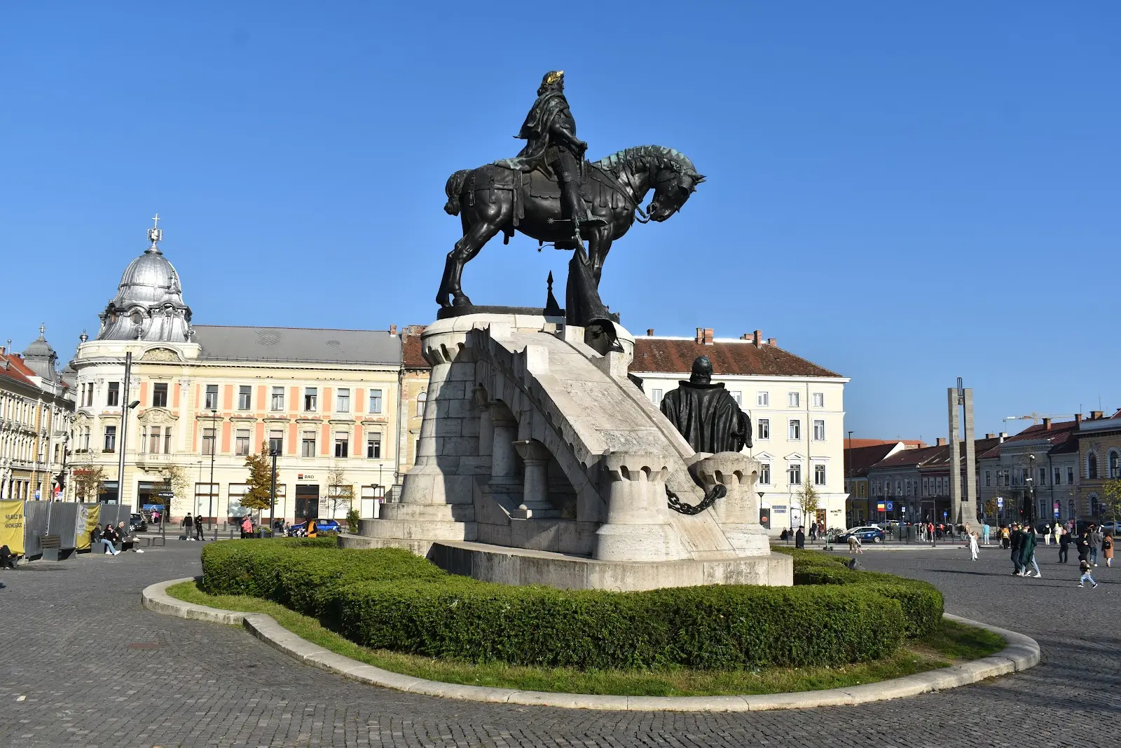 Statuia lui Matia Corvin 2