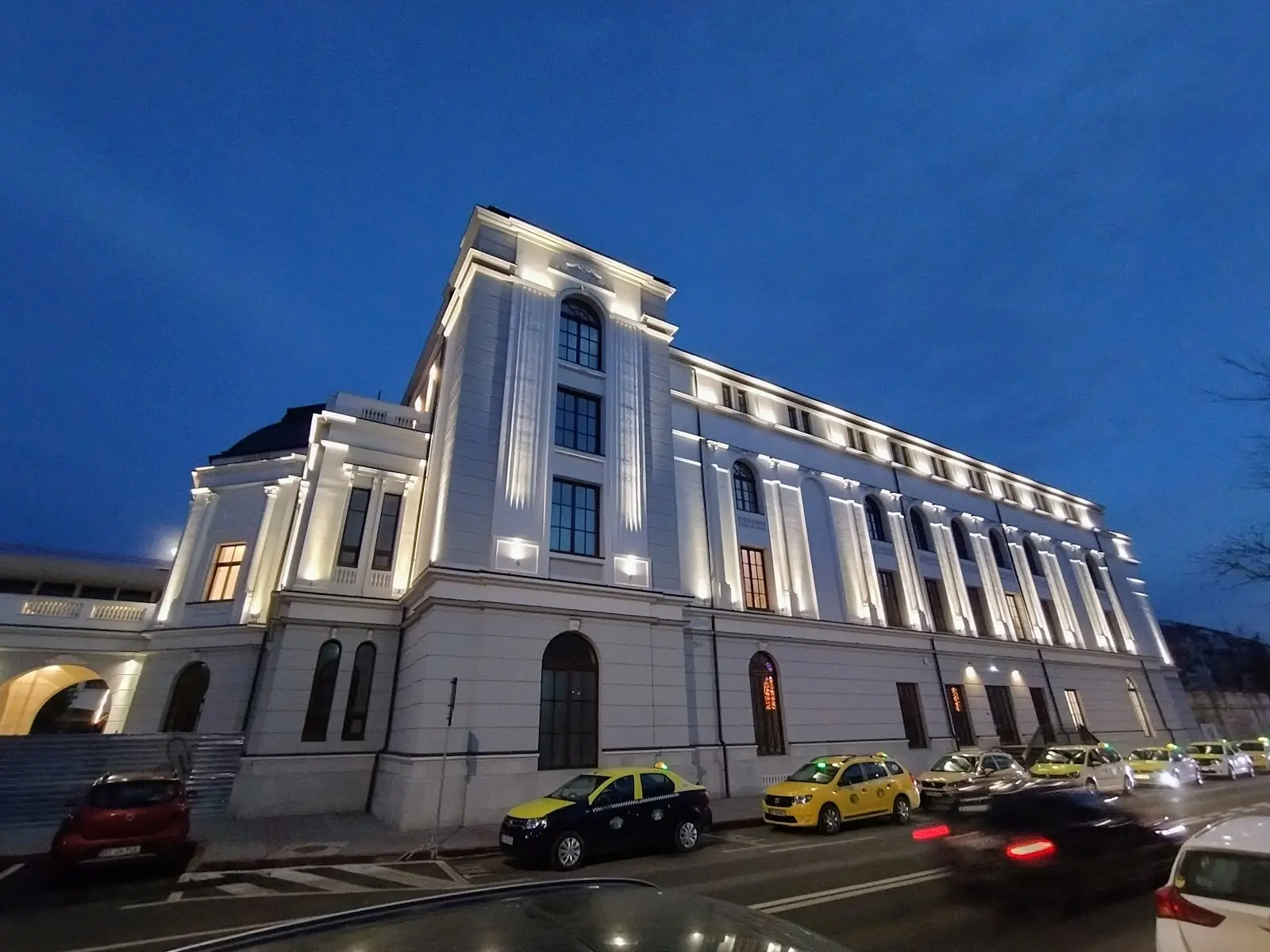 Teatrul Mihai Eminescu Botoșani 3