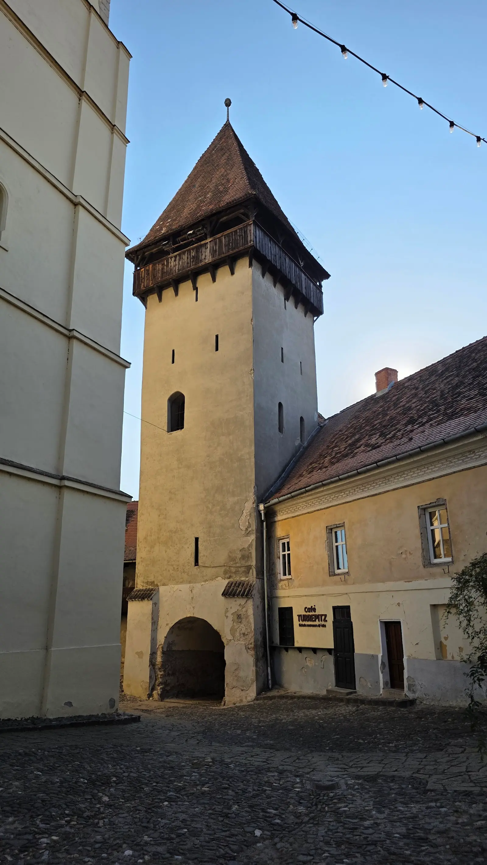 Turnul Trompeților 2